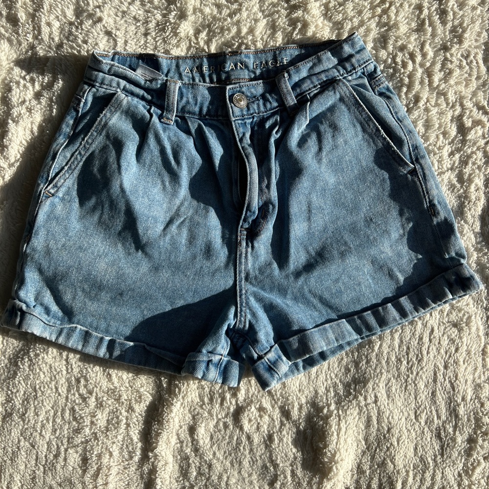 American Eagle mom jean shorts